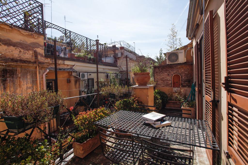 Pantheon Square Family Apartment Roma Esterno foto