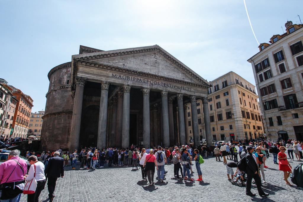 Pantheon Square Family Apartment Roma Esterno foto